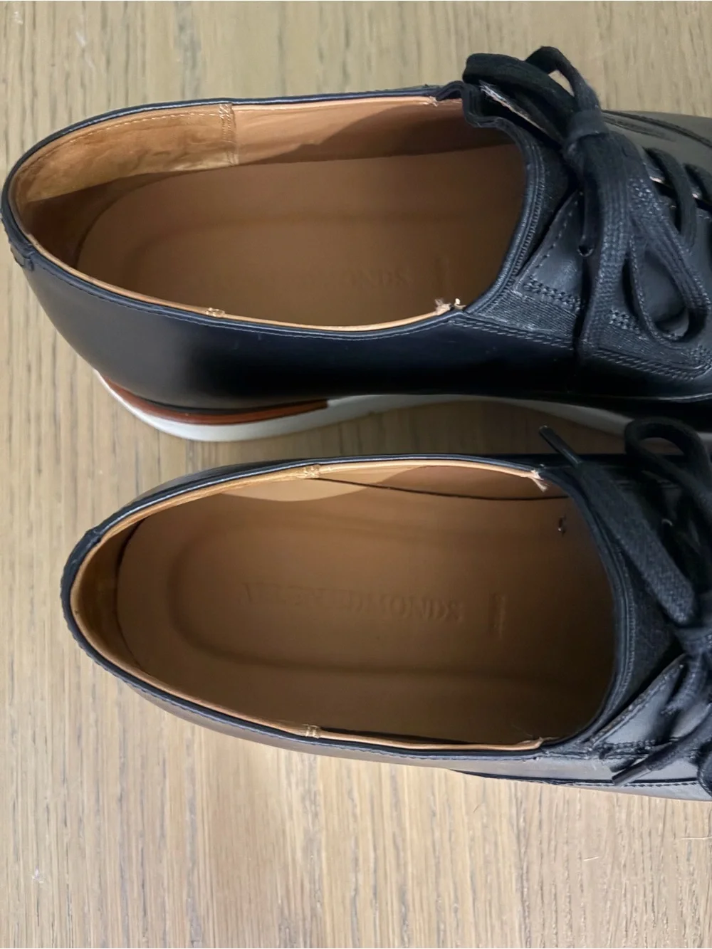 ALLEN EDMONDS “Carson” Slip On Hybrid Black Leather Derby Oxfords